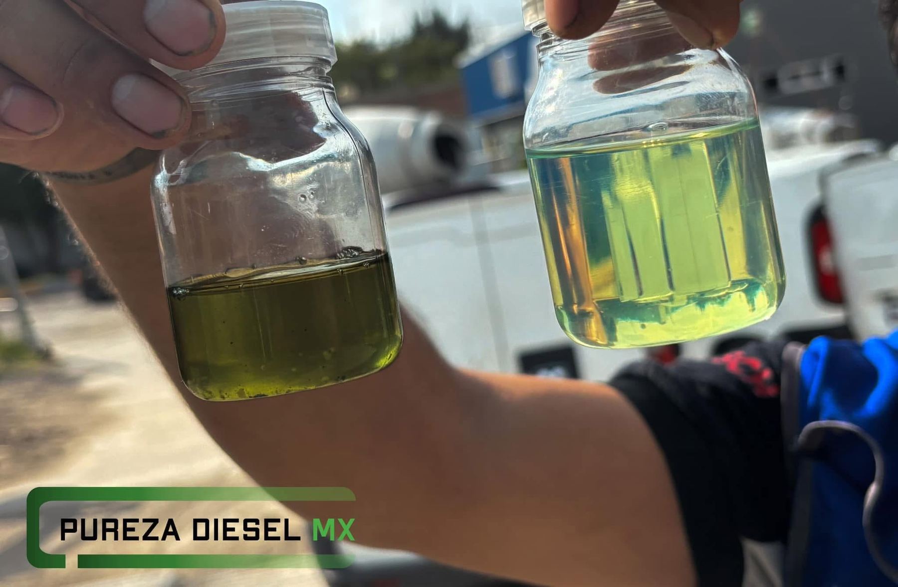Muestras de diesel antes y después del pulido de Pureza Diesel